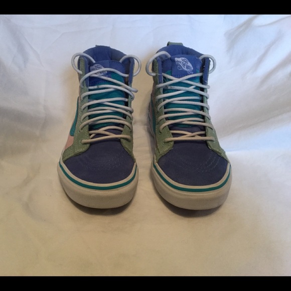 Vans Other - Girls Vans tennis shoe